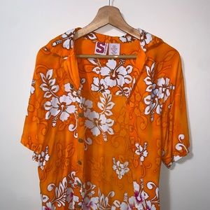 Fun Hawaiian button down with Clemson paw